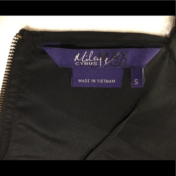 Black ruffle blouse by Miley Cirus & MaxAzria - Picture 3 of 3